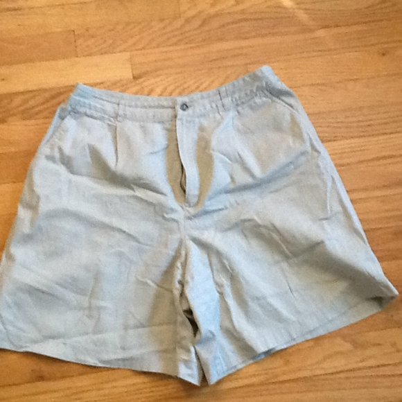 Khaki Tan Wide Leg Shorts - Picture 1 of 3